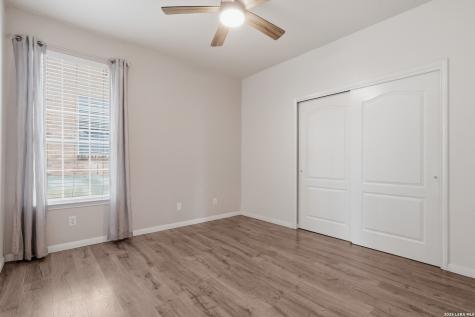 6510 Woodbell Live Oak TX 78233