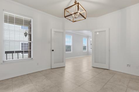 6510 Woodbell Live Oak TX 78233