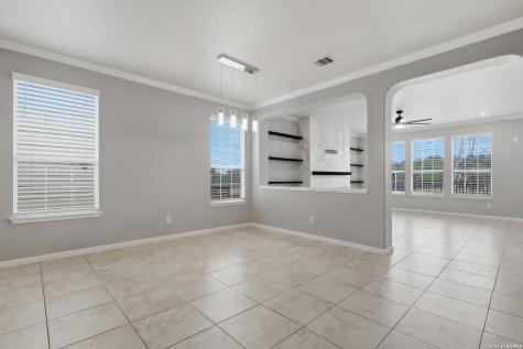 6510 Woodbell Live Oak TX 78233