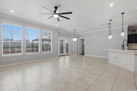 6510 Woodbell Live Oak TX 78233
