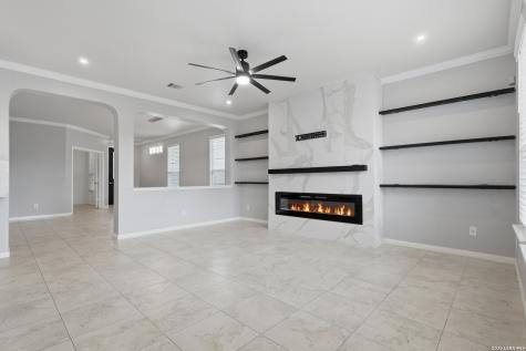 6510 Woodbell Live Oak TX 78233