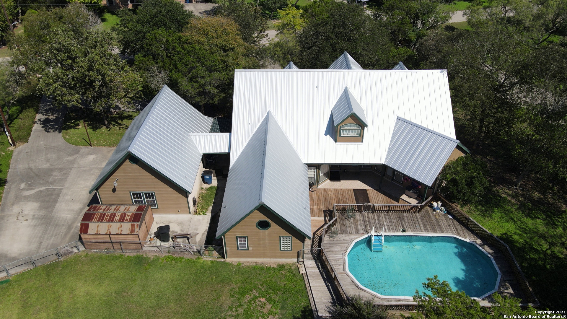 1990 Flaming Oak Drive New Braunfels TX 78132