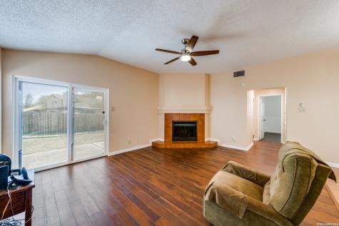 7138 Sunlit Trail San Antonio TX 78244