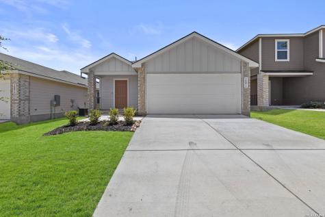 16071 Mahogany Way Elmendorf TX 78112