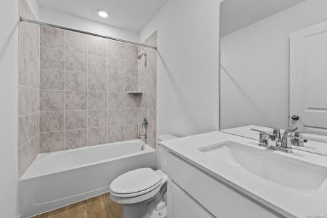 16071 Mahogany Way Elmendorf TX 78112