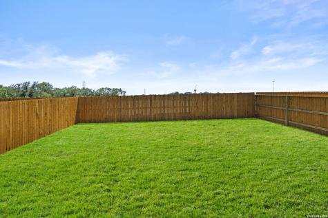 16071 Mahogany Way Elmendorf TX 78112