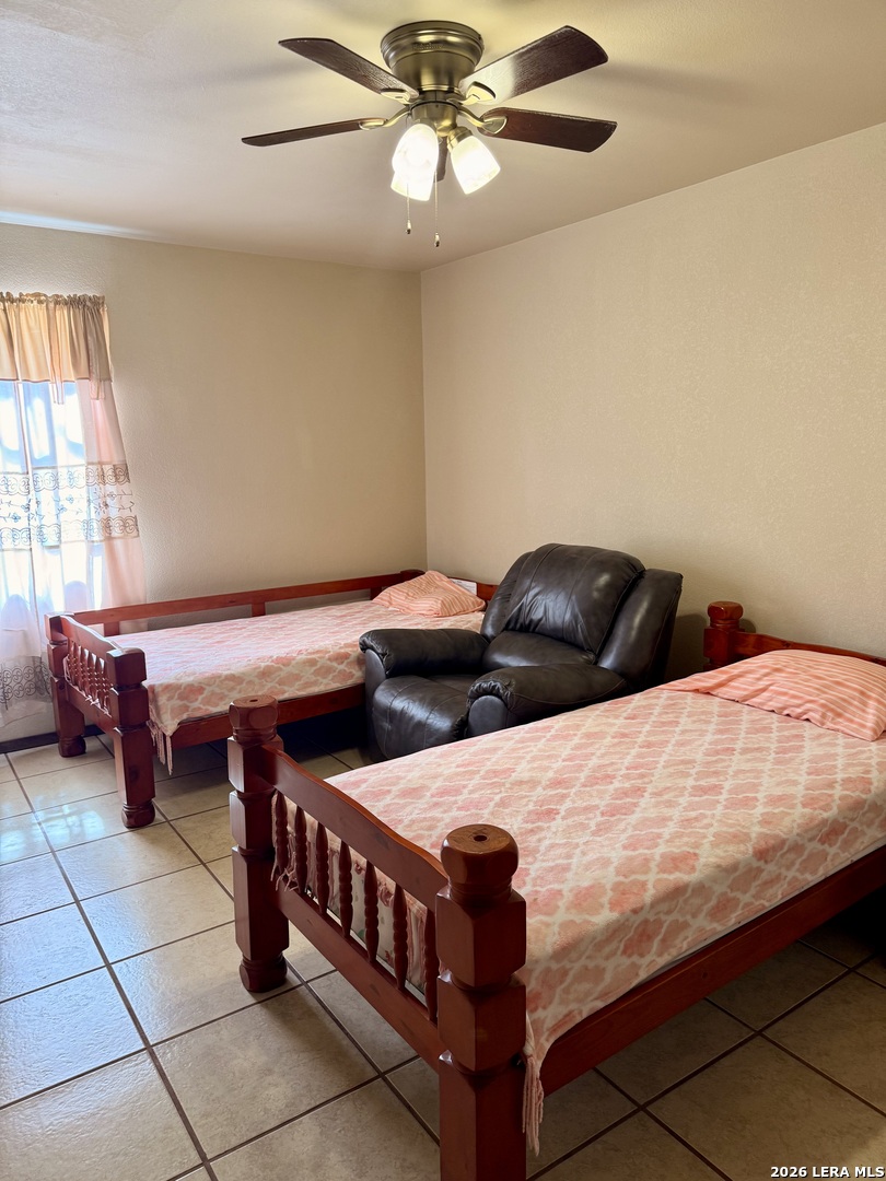 1215 Red Gate Drive San Antonio TX 78264