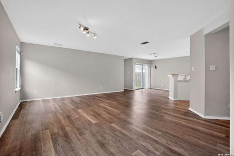 4327 Ivan Drive San Antonio TX 78244