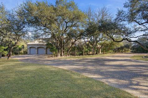 133 Mariposa Loop New Braunfels TX 78132