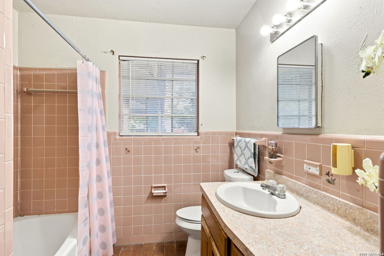 4422 Bikini Drive San Antonio TX 78218