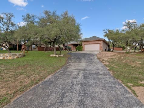 1090 Grand Pass Canyon Lake TX 78133