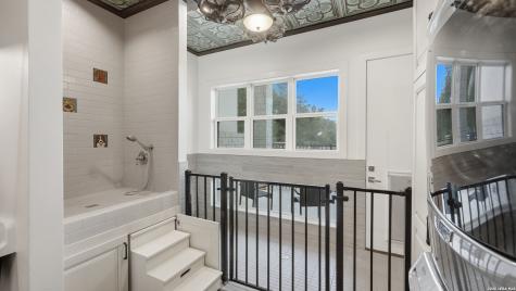 1534 Circolare New Braunfels TX 78132