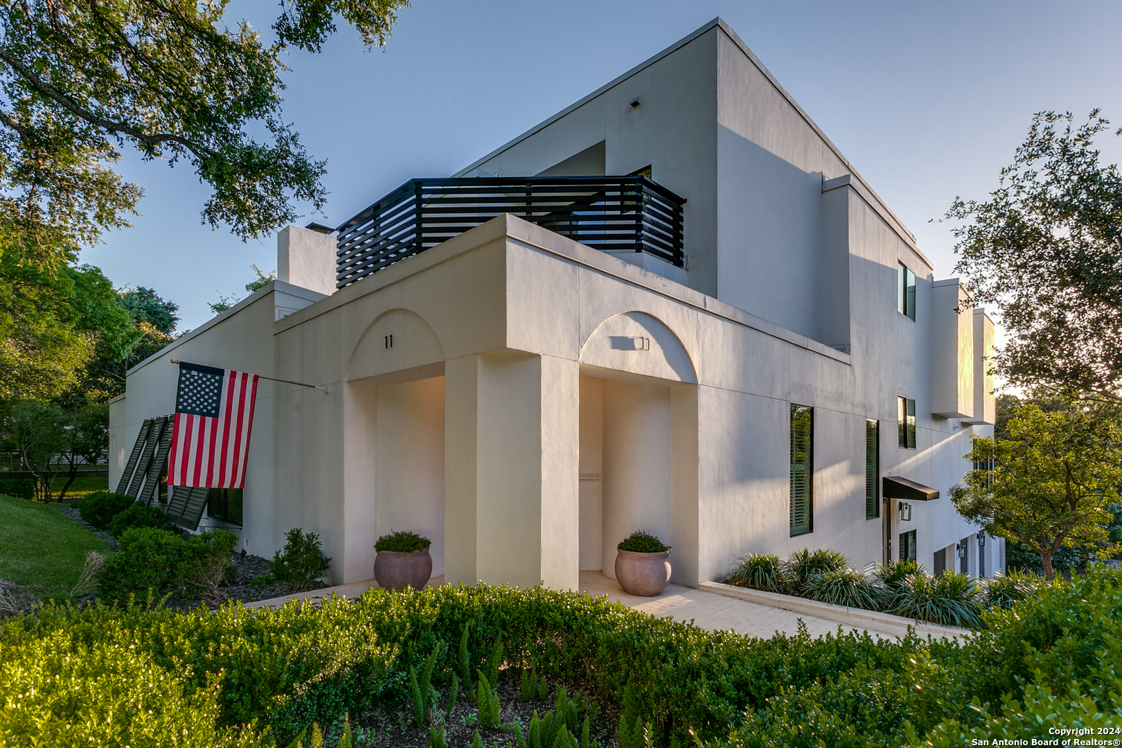 11 Penny Lane Alamo Heights TX 78209