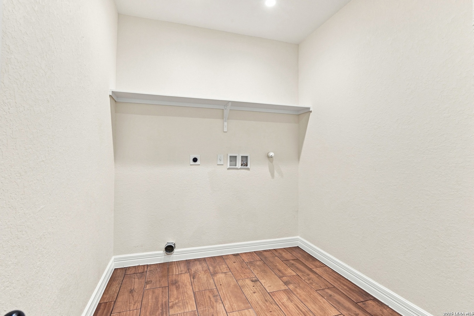 100 W Short Meadow Drive Lytle TX 78052