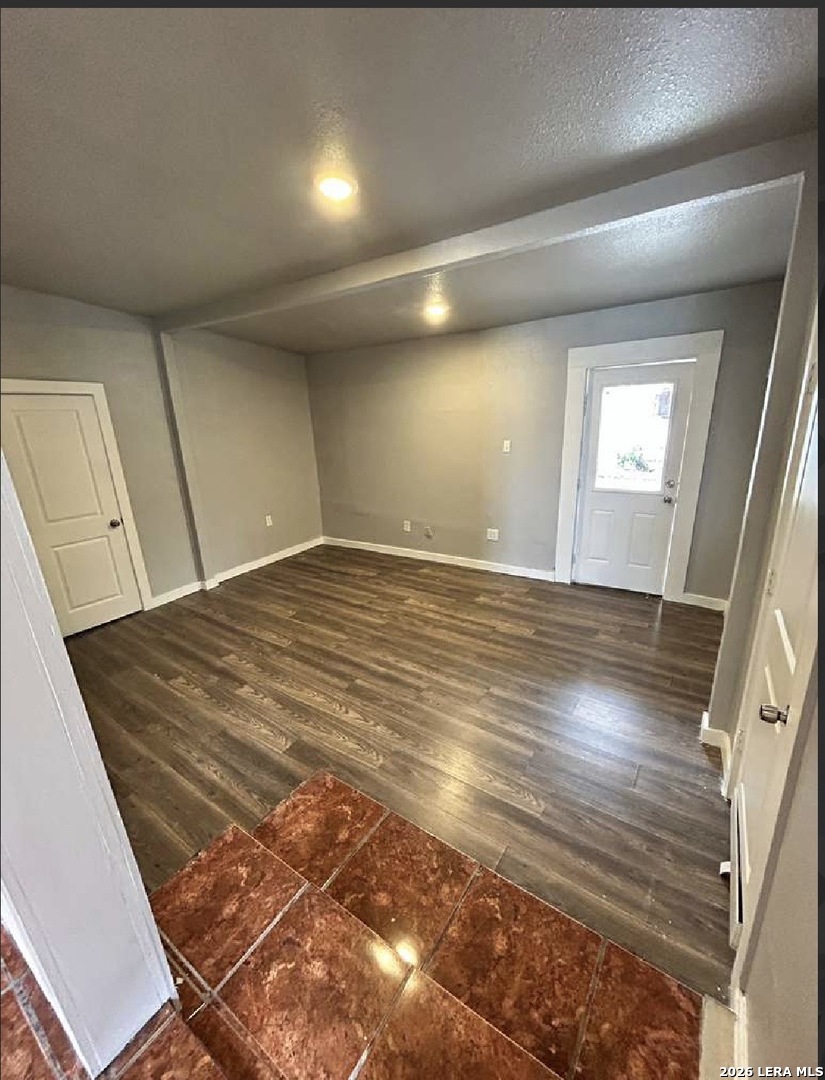 1827 Dahlgreen Avenue San Antonio TX 78237