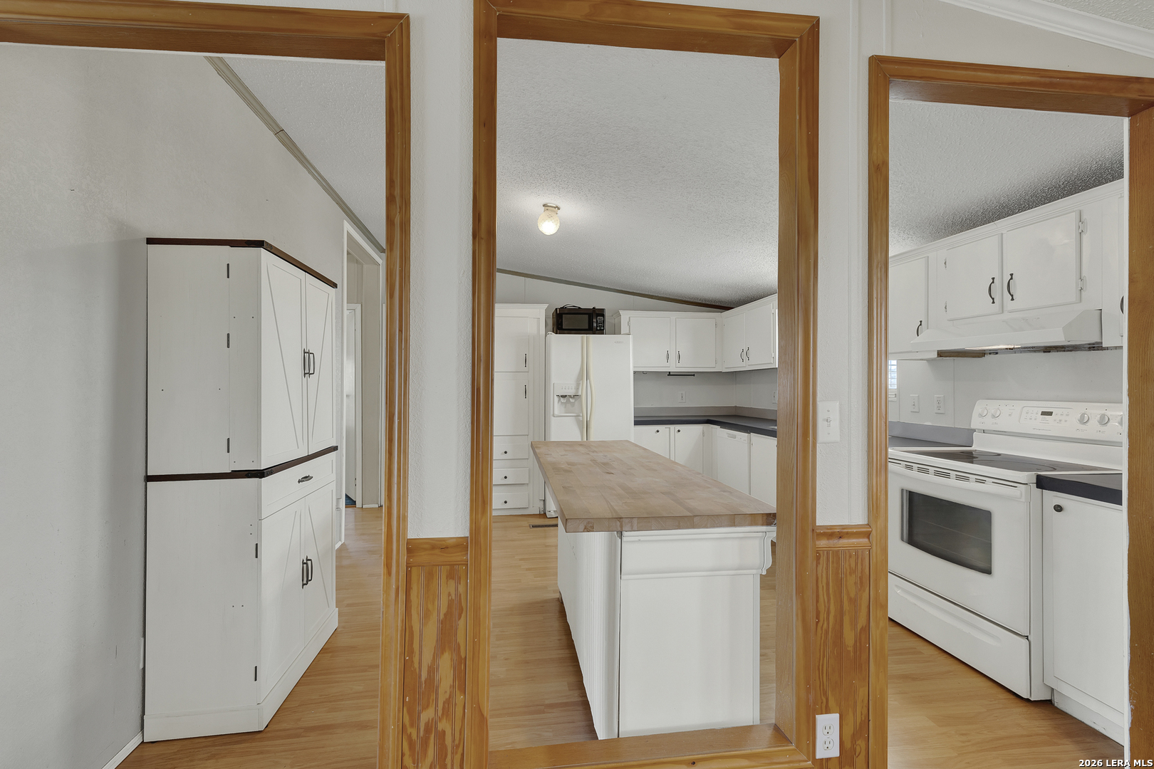 745 Warncke Road La Vernia TX 78121