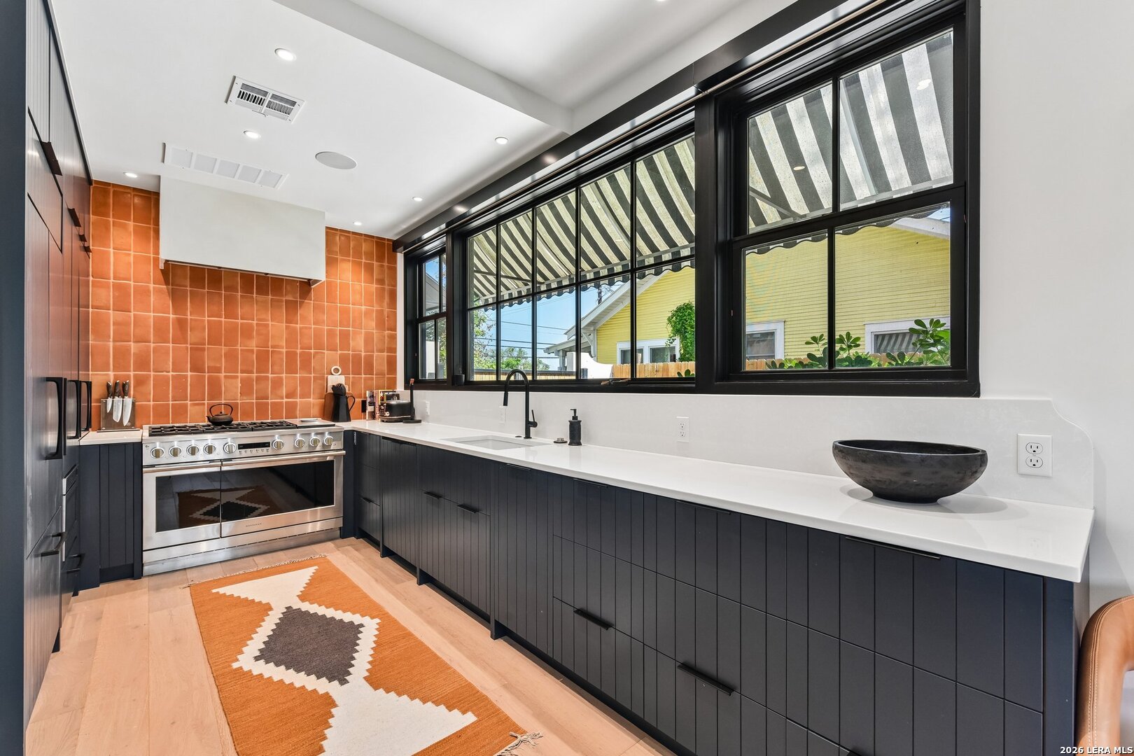 1915 Brackenridge Street Austin TX 78704