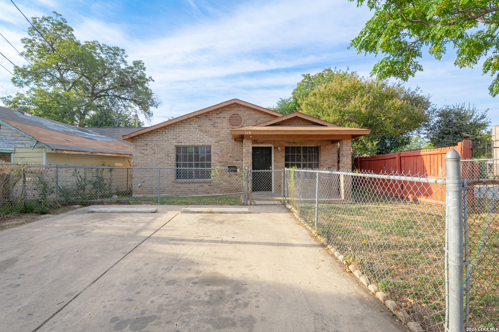 118 Calles Street San Antonio TX 78207