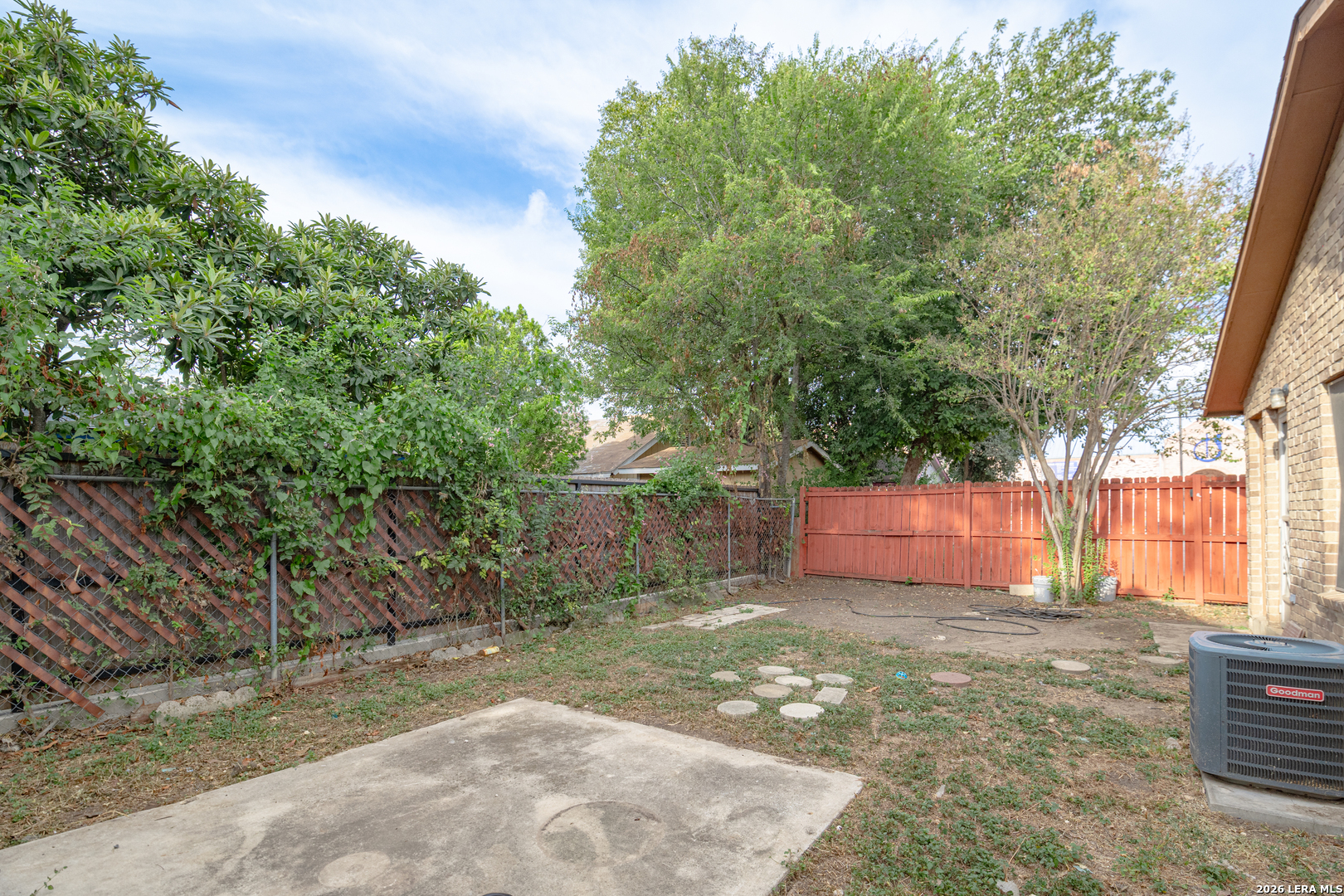 118 Calles Street San Antonio TX 78207
