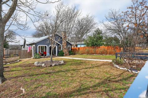953 Myrta Kerrville TX 78028