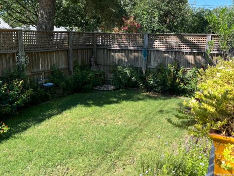 953 Myrta Kerrville TX 78028