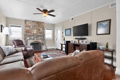 953 Myrta Kerrville TX 78028