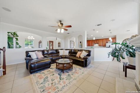 3923 Forsythia San Antonio TX 78261