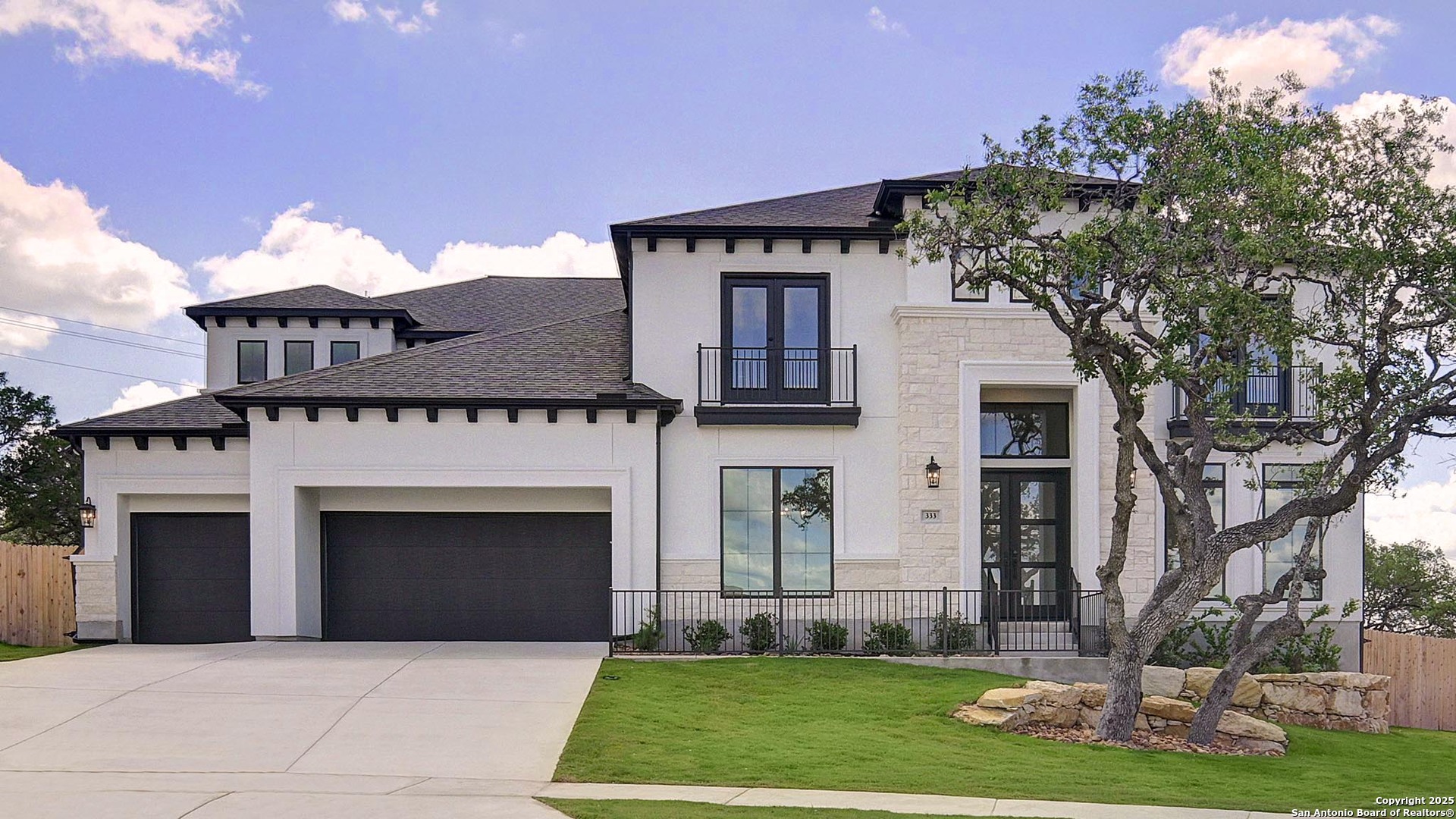 333 Sanders Creek Boerne TX 78006