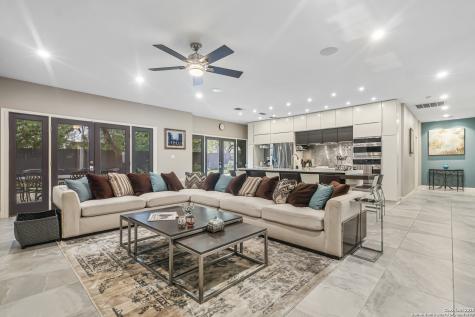 15123 Mossoak Cove San Antonio TX 78248