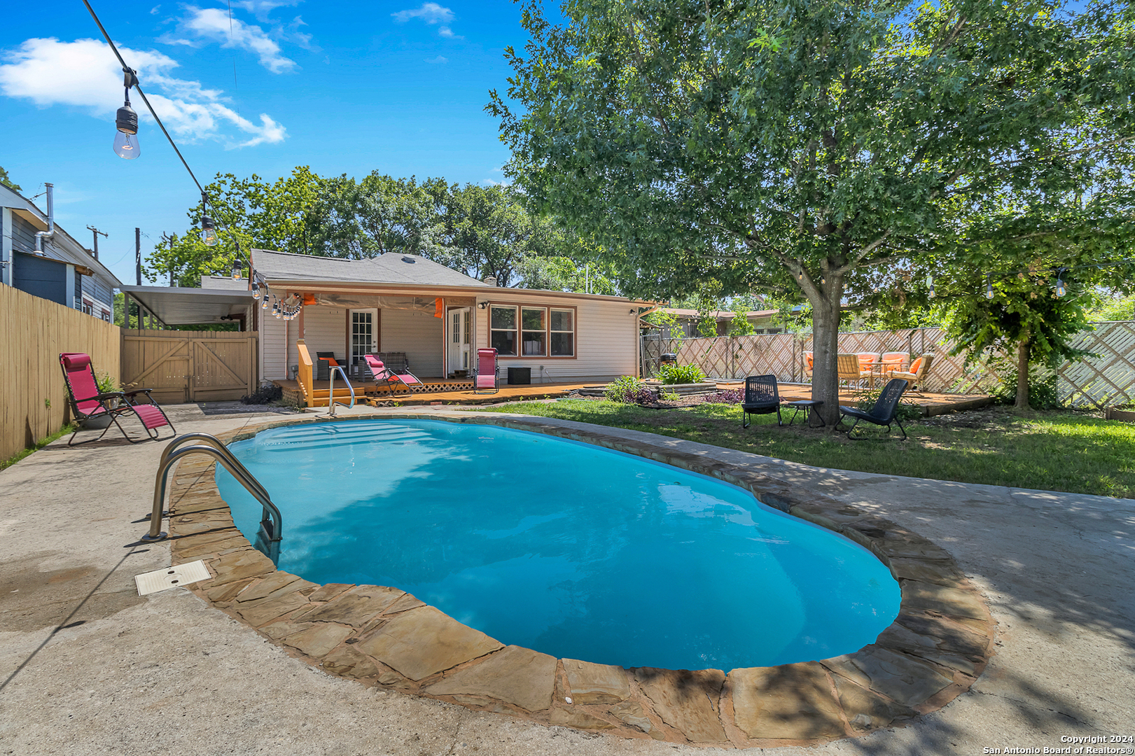 1743 Huisache Avenue San Antonio TX 78201