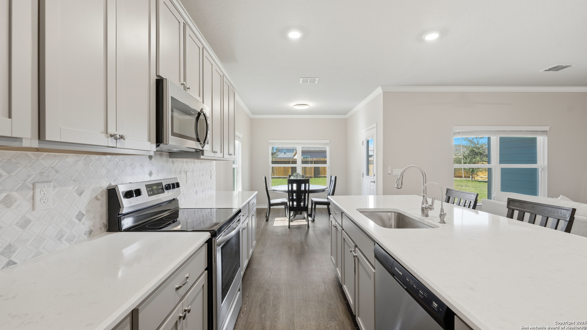 266 Rolling Hills New Braunfels TX 78130