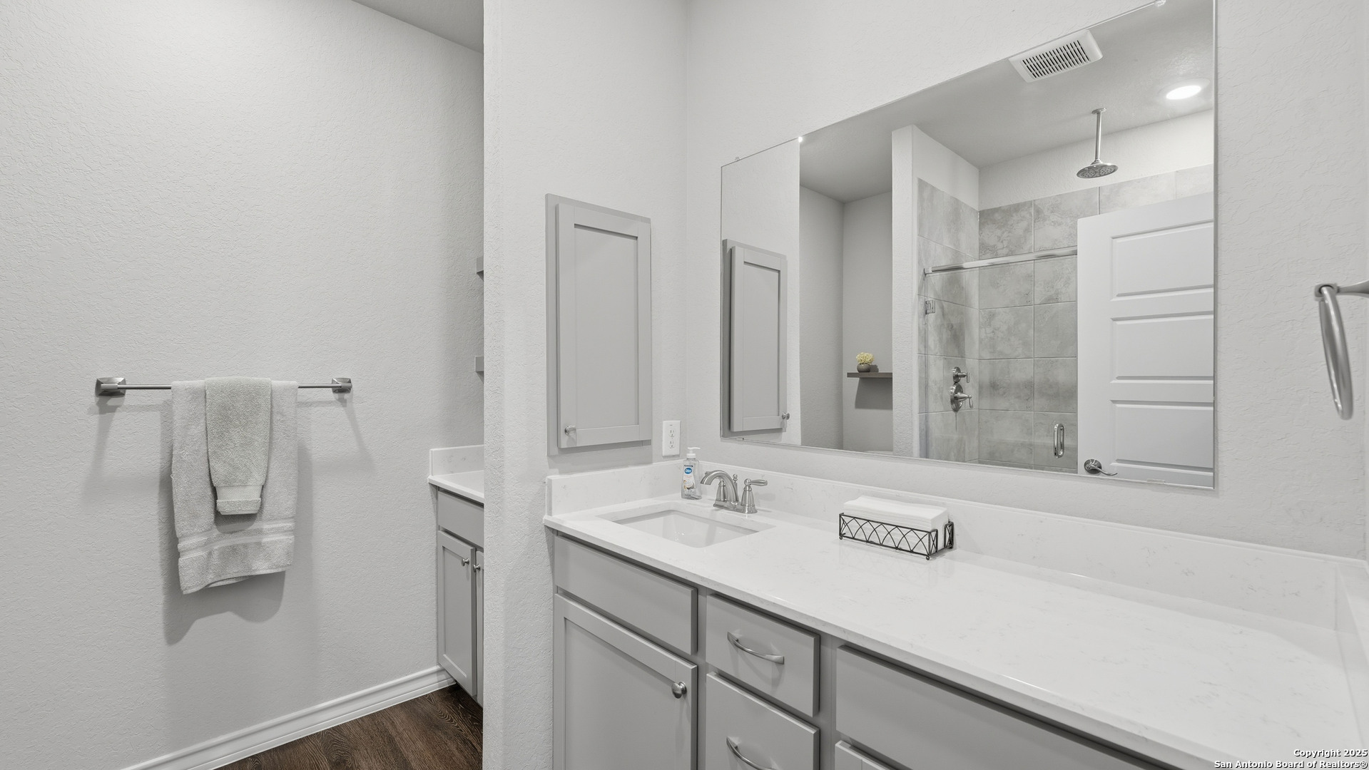 266 Rolling Hills New Braunfels TX 78130