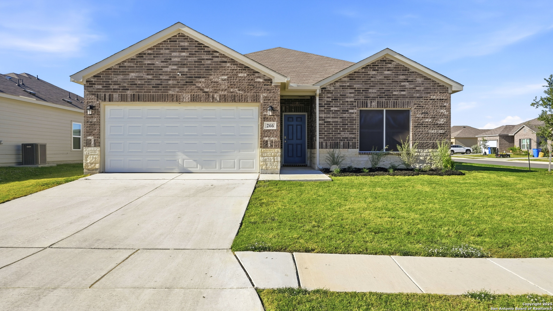 266 Rolling Hills New Braunfels TX 78130