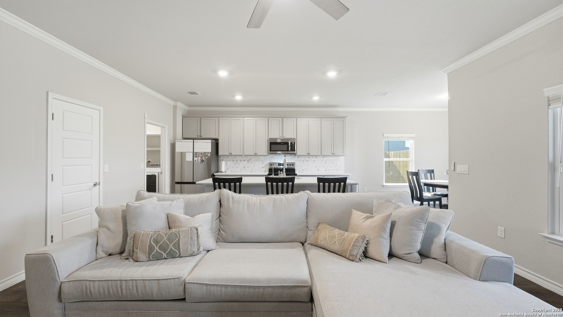 266 Rolling Hills New Braunfels TX 78130