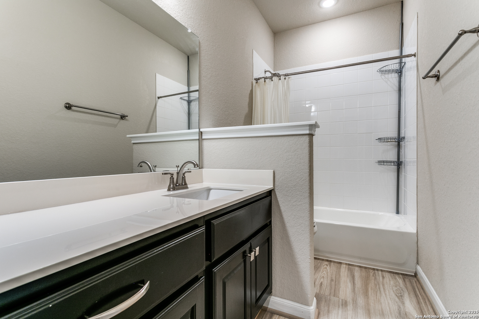 8359 Sunrise Glen Schertz TX 78154