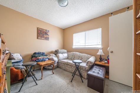 9835 Morningfield San Antonio TX 78250
