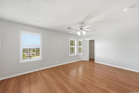 831 Queens Oak San Antonio TX 78258