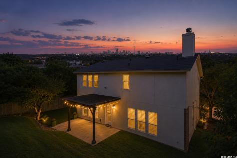 831 Queens Oak San Antonio TX 78258