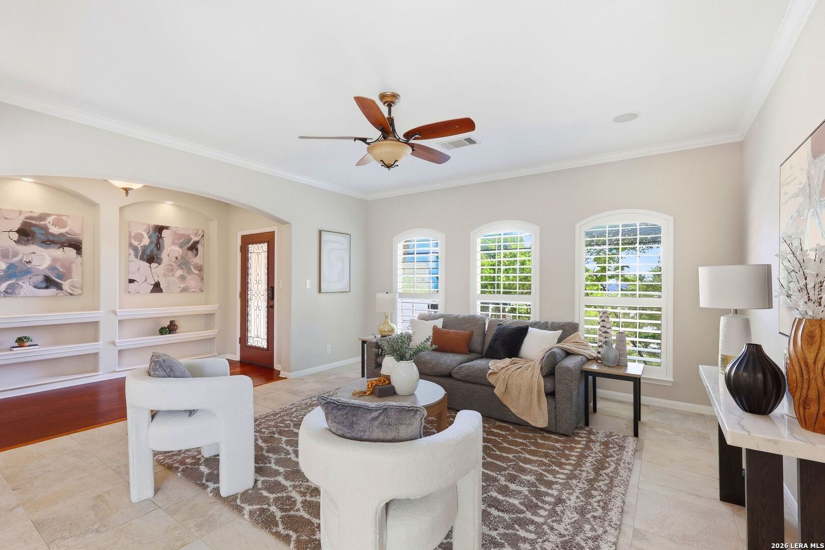 831 Queens Oak San Antonio TX 78258