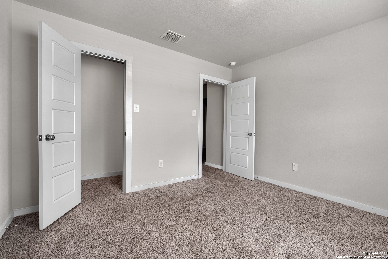 5407 Pearl Valley San Antonio TX 78242