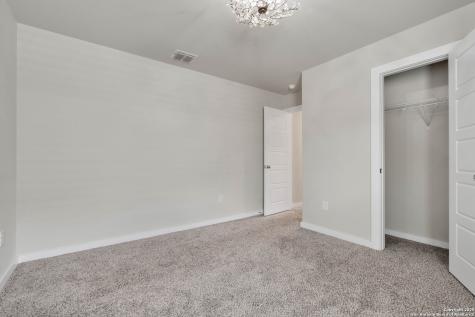 5407 Pearl Valley San Antonio TX 78242