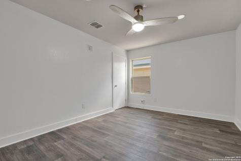 5407 Pearl Valley San Antonio TX 78242