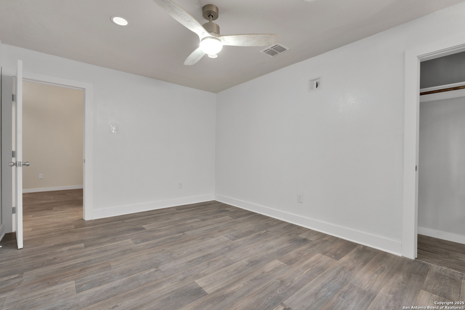5407 Pearl Valley San Antonio TX 78242
