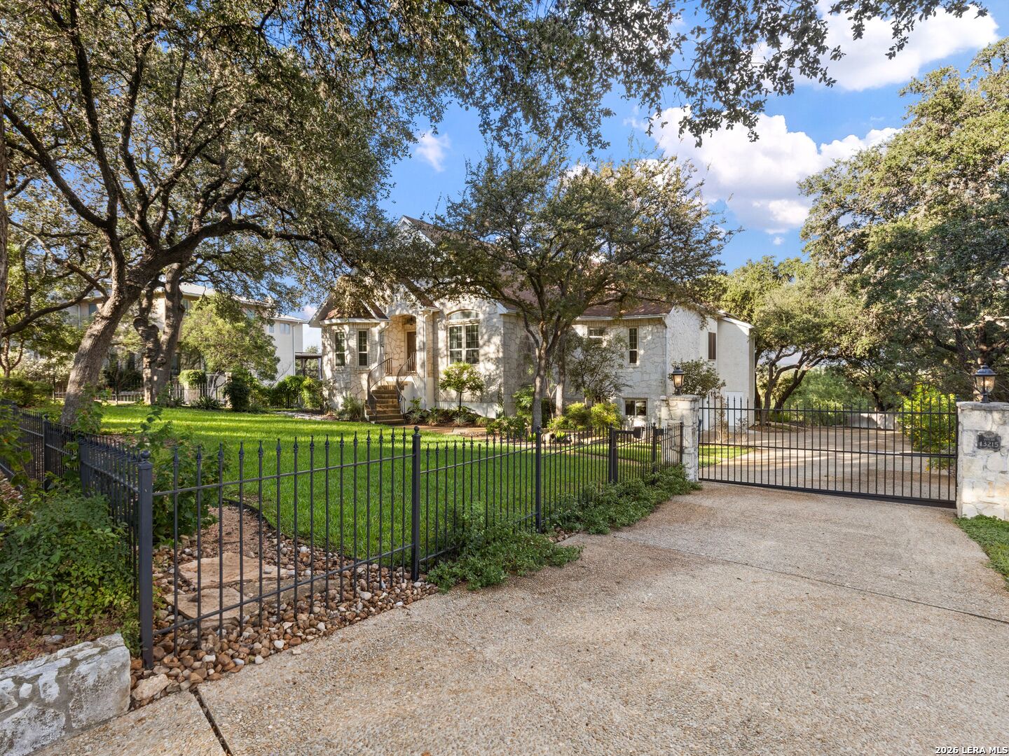 13215 Vista Del Mundo San Antonio TX 78216