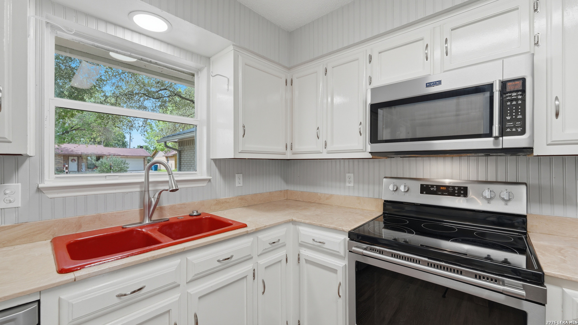 938 Lazy Trail New Braunfels TX 78130
