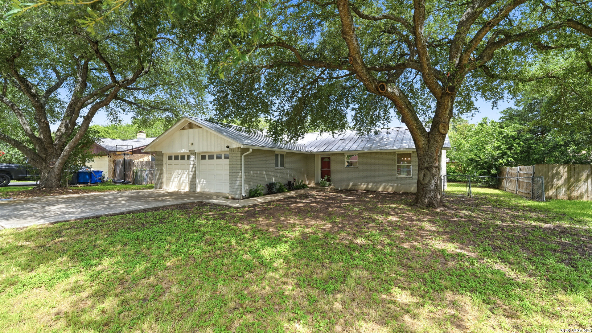 938 Lazy Trail New Braunfels TX 78130