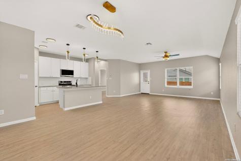 10814 Margarita Loop Converse TX 78109