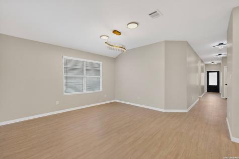 10814 Margarita Loop Converse TX 78109