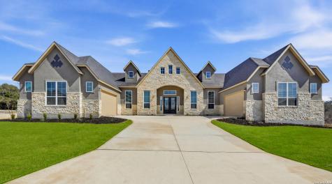 557 Poe Parkway Castroville TX 78009