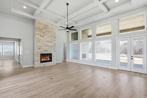 557 Poe Parkway Castroville TX 78009
